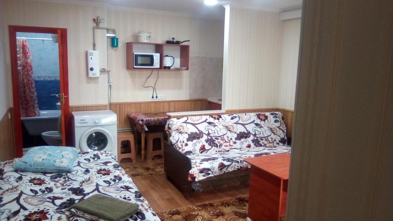1-Я Слободская, 17А, Угол Проспекта Центрального, 3 Дивана, Wi-Fi, Отдельный Вход. Mykolaiv Exterior foto