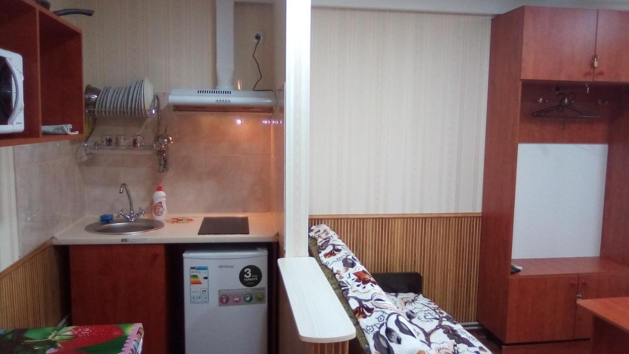 1-Я Слободская, 17А, Угол Проспекта Центрального, 3 Дивана, Wi-Fi, Отдельный Вход. Mykolaiv Exterior foto